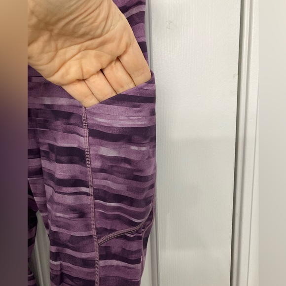 Lululemon Speed Up 21” Crop Shadowed Smoked Mulberry - Picture 10 of 13